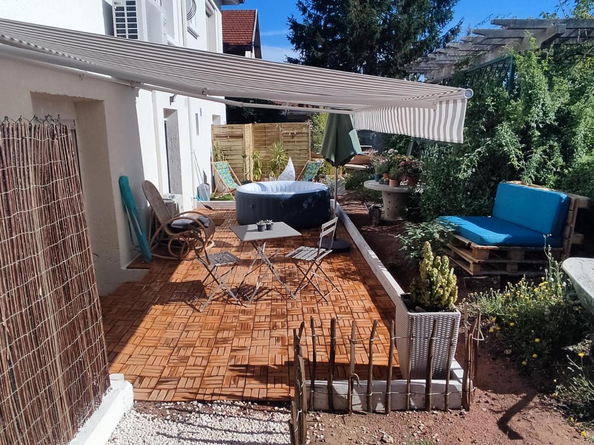 Superbe Appartement Avec Jacuzzi Avec Jardin Prive Lyon Ngoại thất bức ảnh